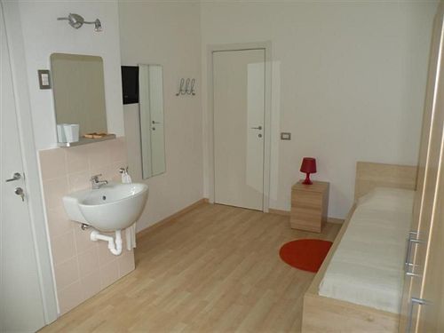 Le Tre Torri Hotell Milano Exteriör bild